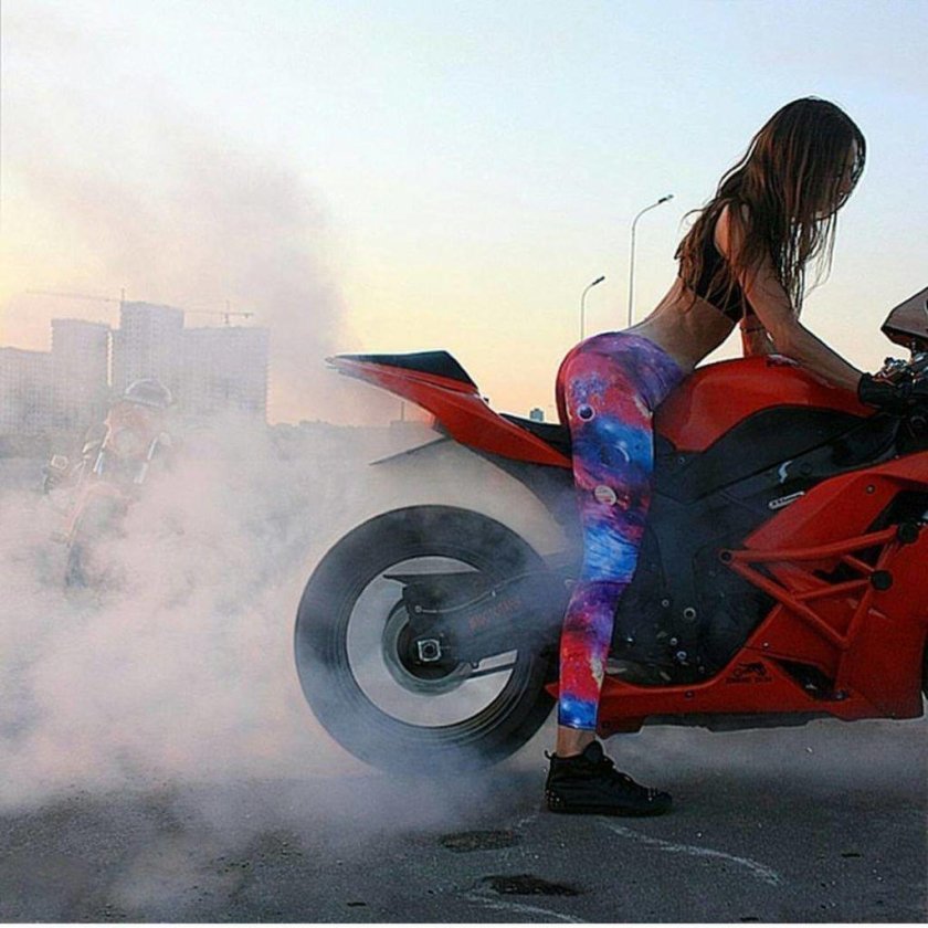 Татьяна Озолина байкерша