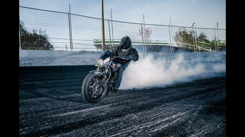 Бернаут на мотике