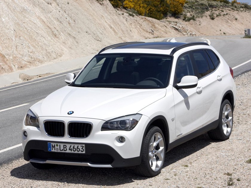 BMW x1 белая