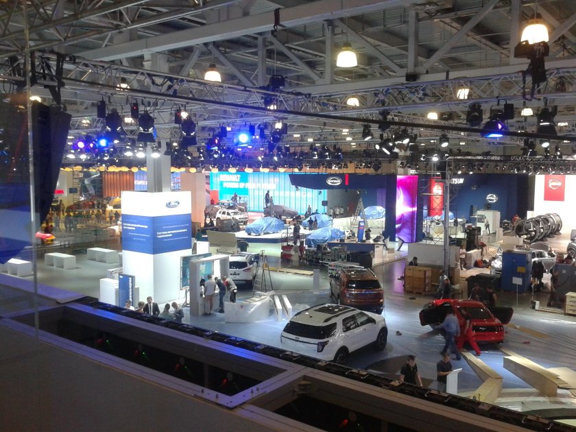 Московский автомобильный салон 2014