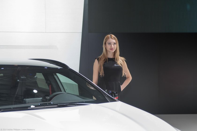 Девушки автосалонов