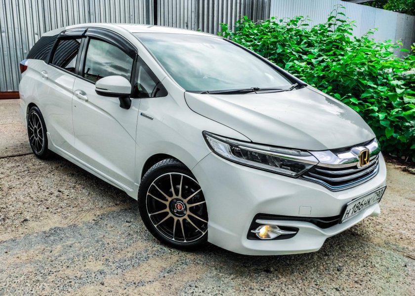 Хонда Шатл 2022