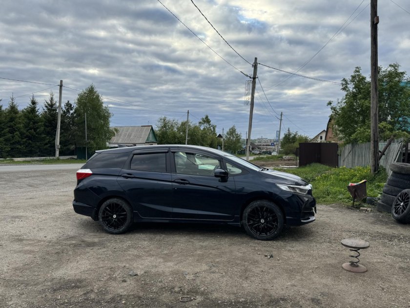 Хонда шаттл