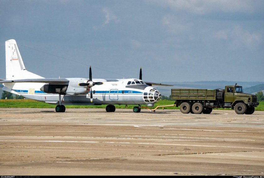 АН-30 ВВС Румынии