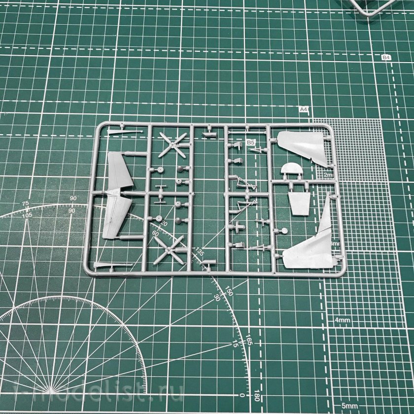 14474 Восточный экспресс 1/144 пассажирский самолет ил-14м