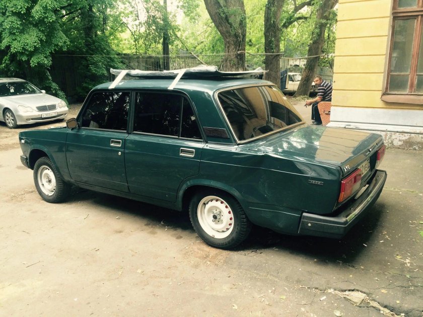 ВАЗ 2107 цвет зеленый сад