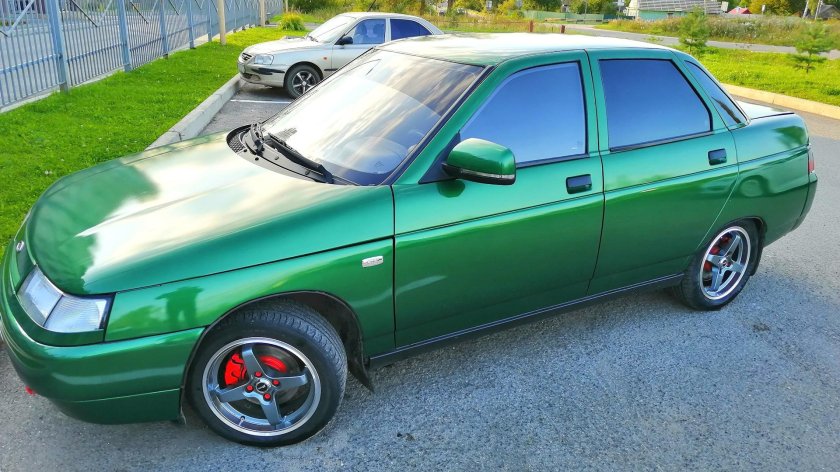 ВАЗ 2110 игуана