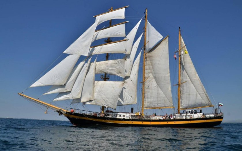 Парусник Роял клипер