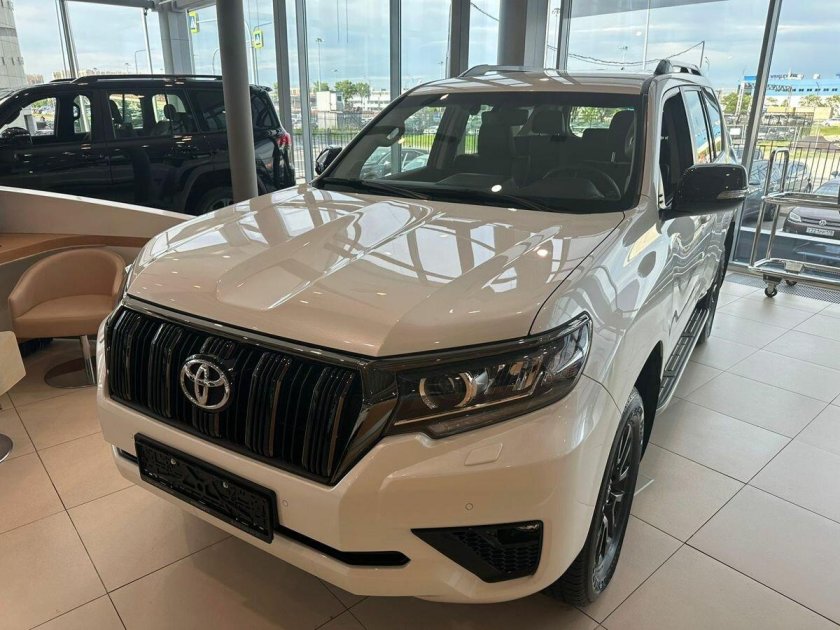 Салон ленд Крузер Прадо 1997 года