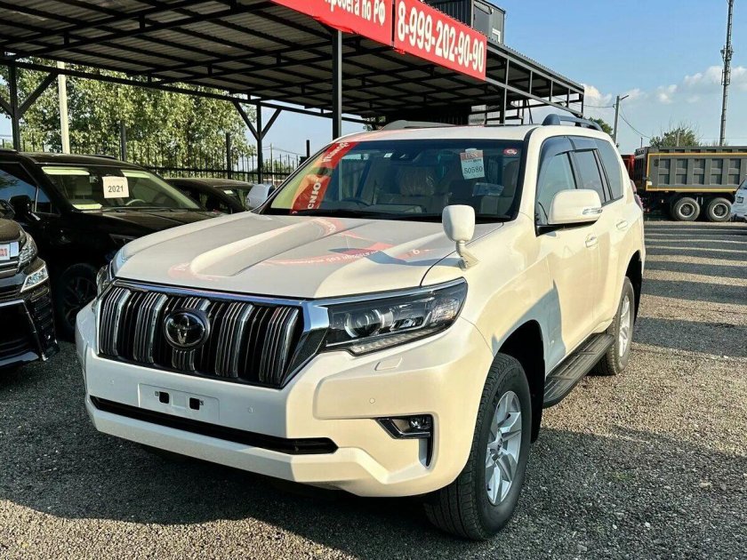 Toyota Land Cruiser Prado 2023