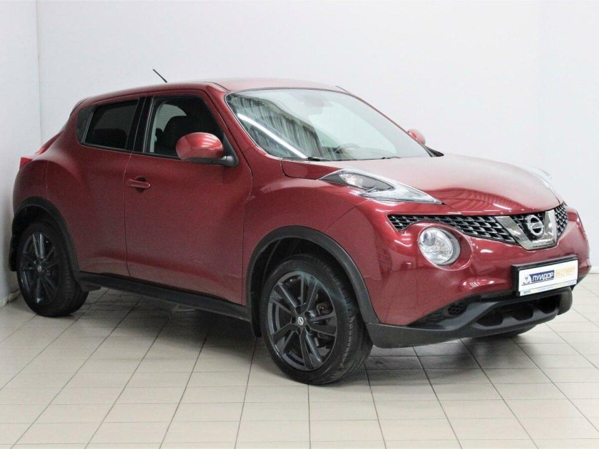 Ниссан Жук 2020 красный