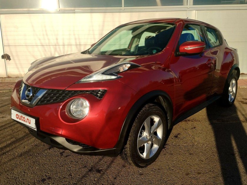 Ниссан жук 2014