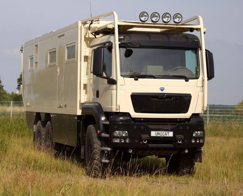 Автодом unicat man 8x8