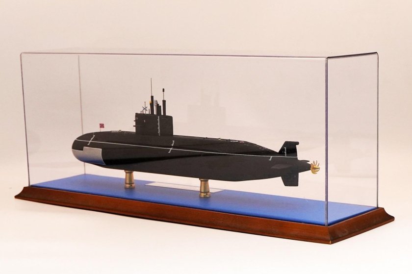 ДЭПЛ проекта 677 Лада