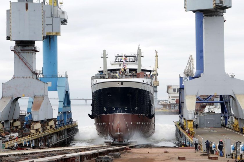 Капитан Мартынов траулер