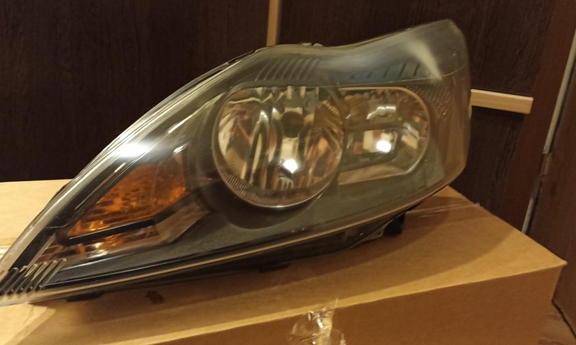 Фара кия СИД u5yhc812bcl214676