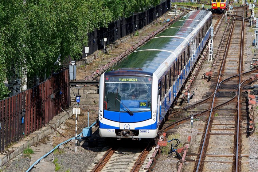 81-556/557/558 нева