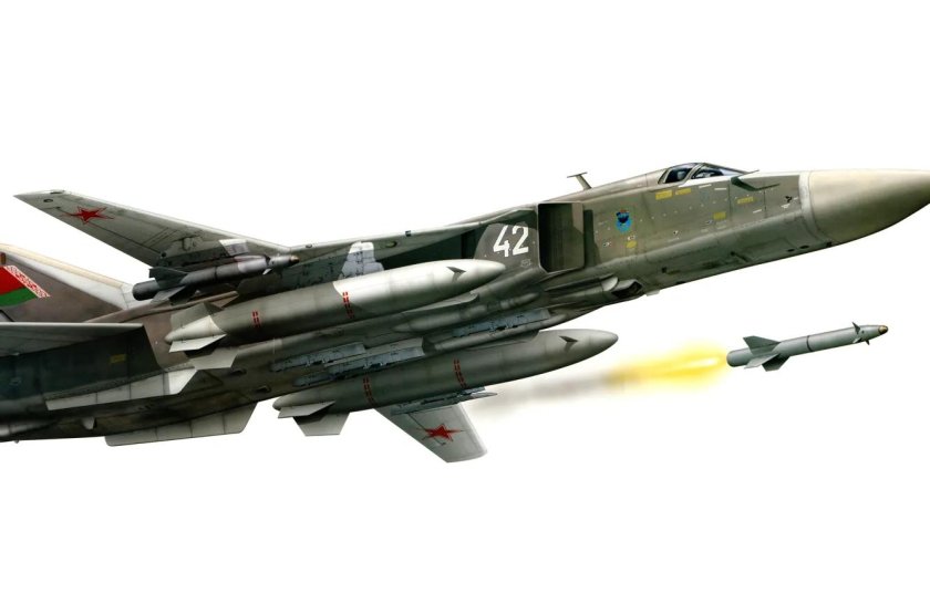 Изменяемая стреловидность крыла Су 24