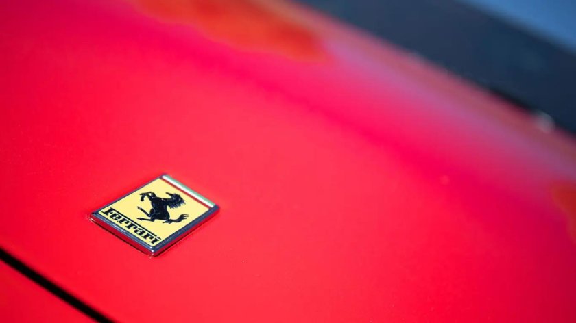 Феррари ф8 на рабочий стол