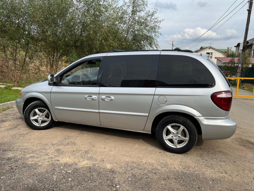 Додж Караван 2003