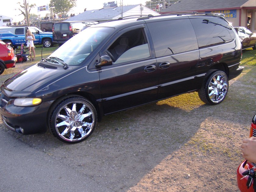 Додж Караван 2.4