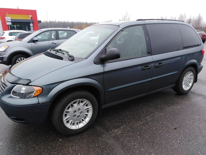 Крайслер Вояджер 4