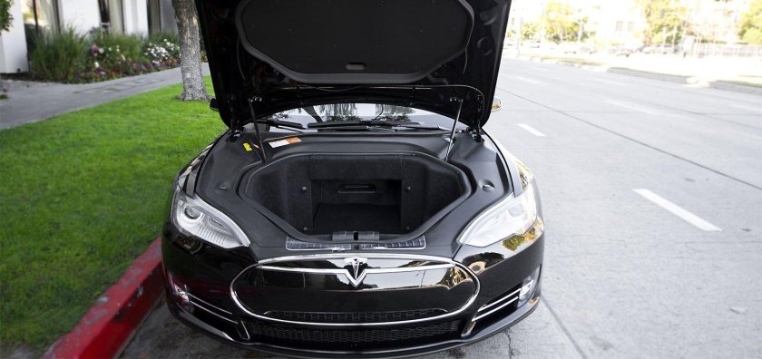 Tesla model x капот