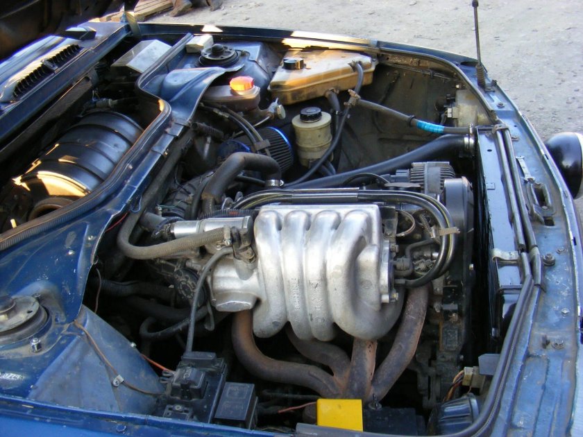 Москвич 2141 с двигателем Рено 2.0