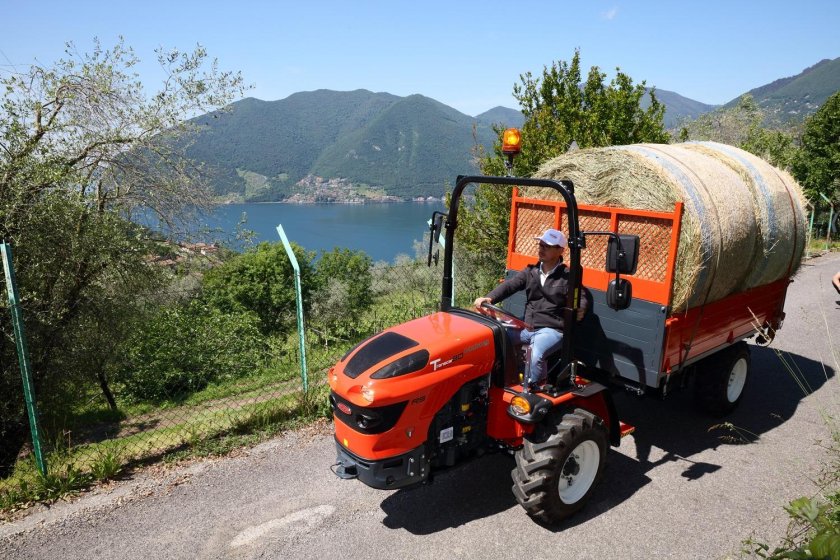 Трактор Goldoni 926