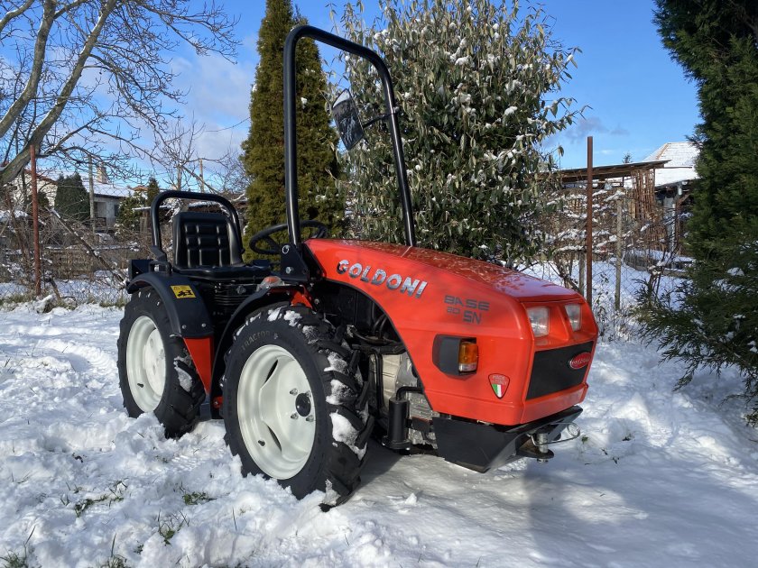 Гольдони трактор