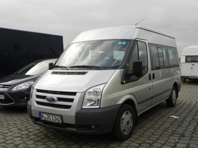 Ford Transit 7