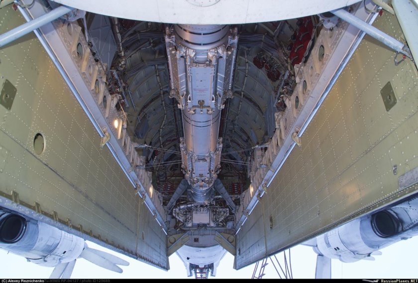 Ту 160 бомбовый отсек