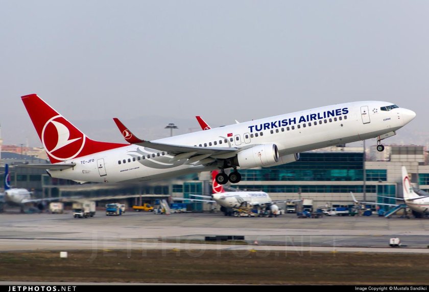 Боинг 737-800 Туркиш Эйрлайнс