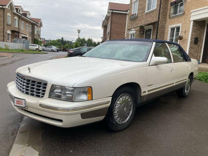 Кадиллак де Вилль 1998