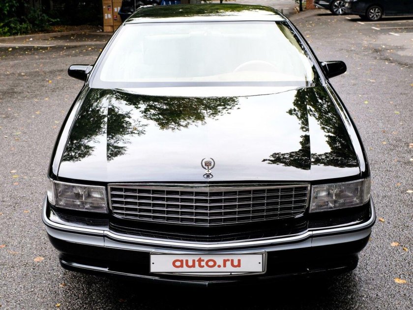 Кадиллак Deville 1996