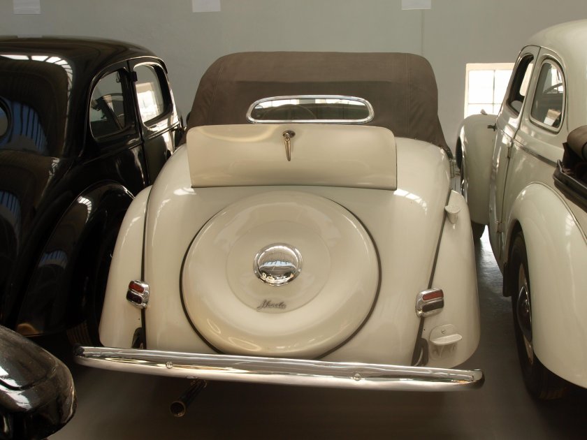 Mercedes-benz 170s cabriolet