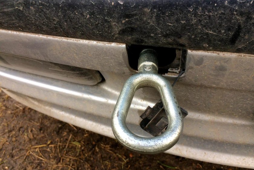 Фольксваген т5 буксировочный крюк