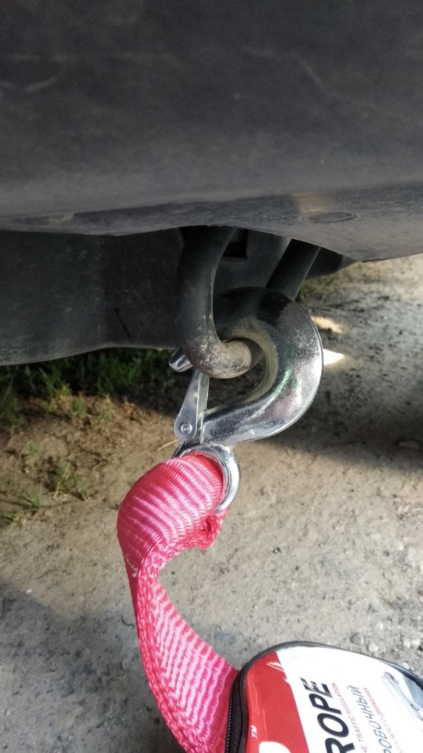 Крюк для троса буксировочного Шевроле Лачетти