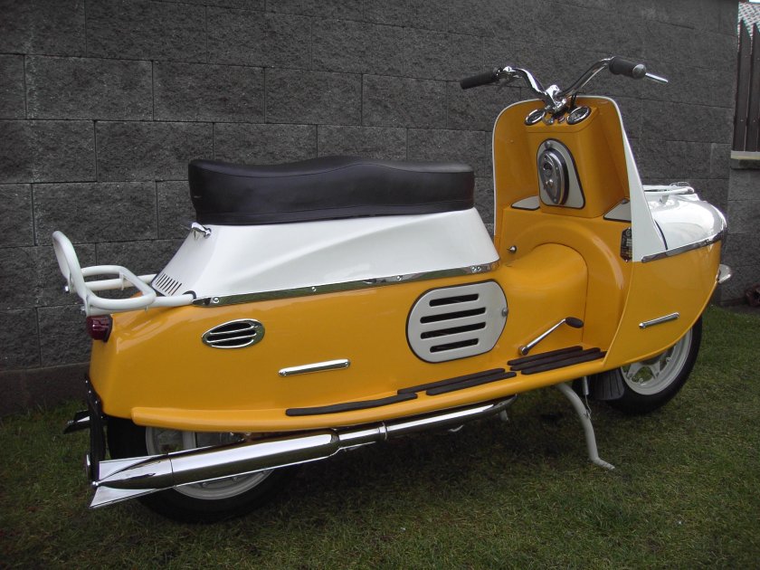 Мотороллер Чезета 502