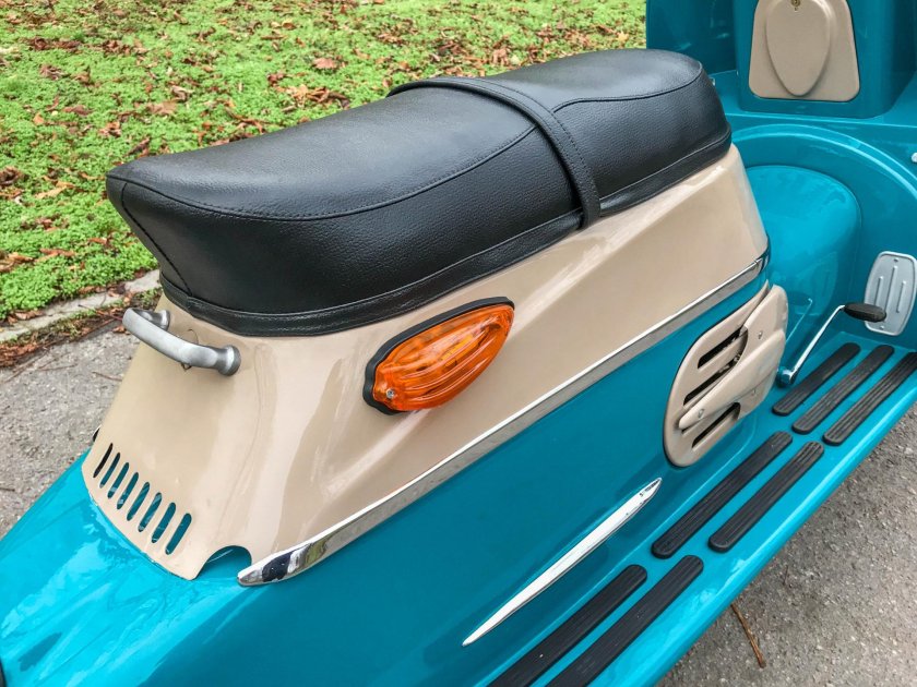 Мотороллер Чезета 502