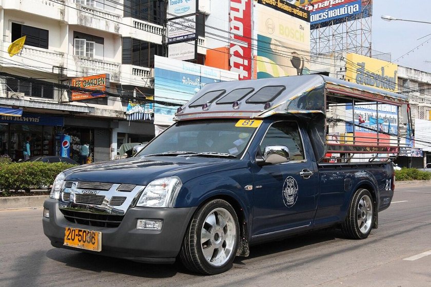 Isuzu Pickup Tuk Tuk