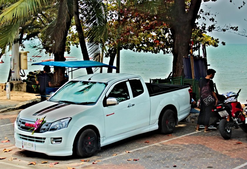 Исузу пикап Тайланд