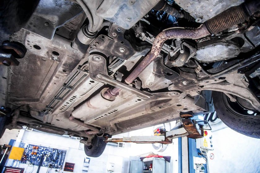 Шевроле Орландо снизу