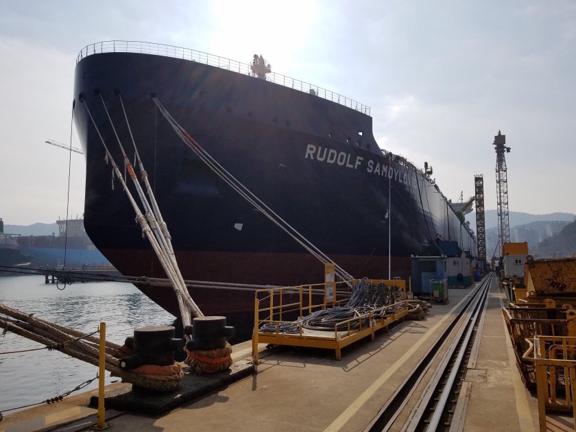 Корея верфь газовоза