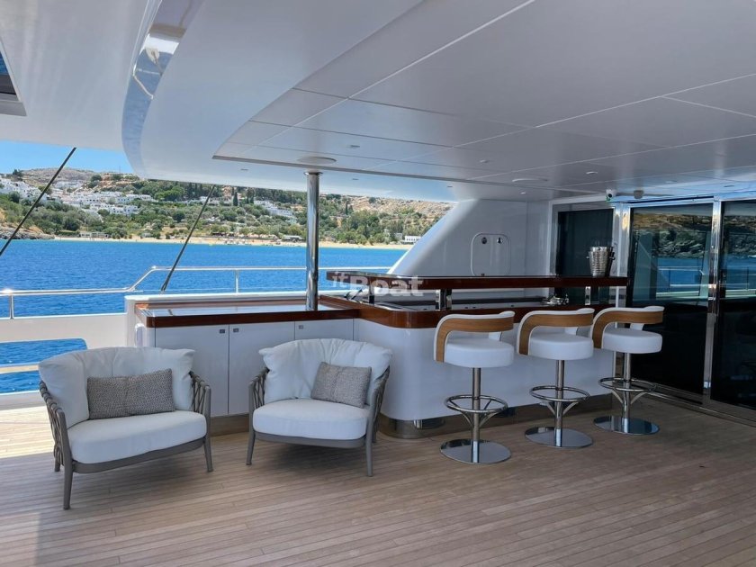 Роскошная яхта