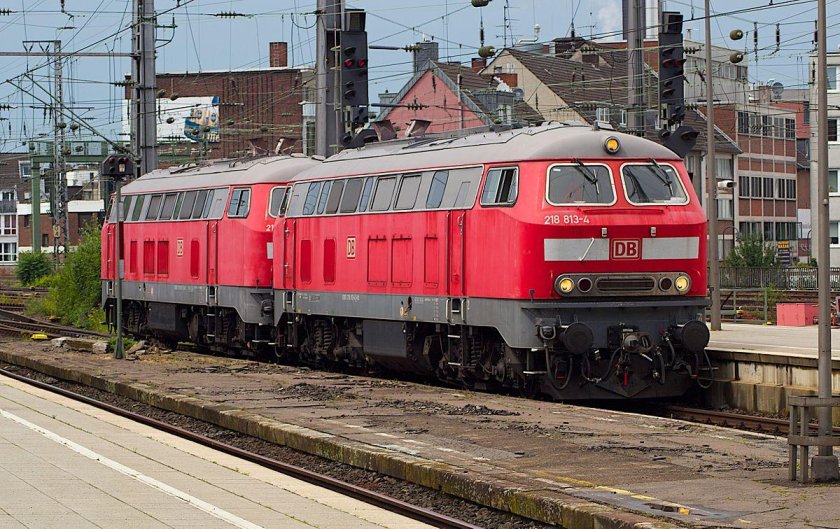Немецкий тепловоз DB 218
