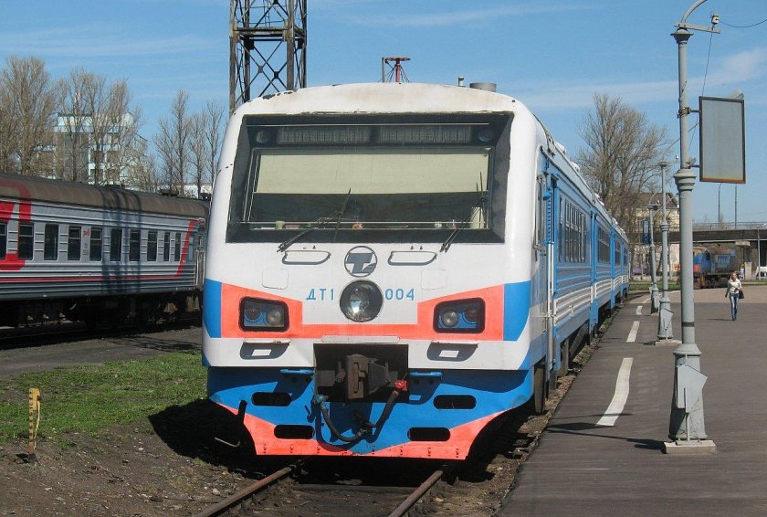 Дизель-электропоезд дт1