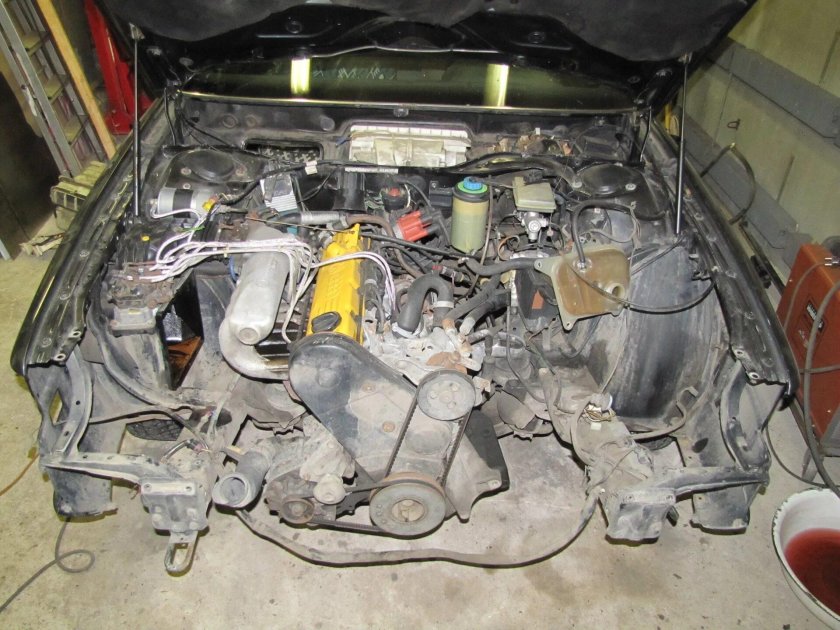 Мотор 2.2 Ауди 100