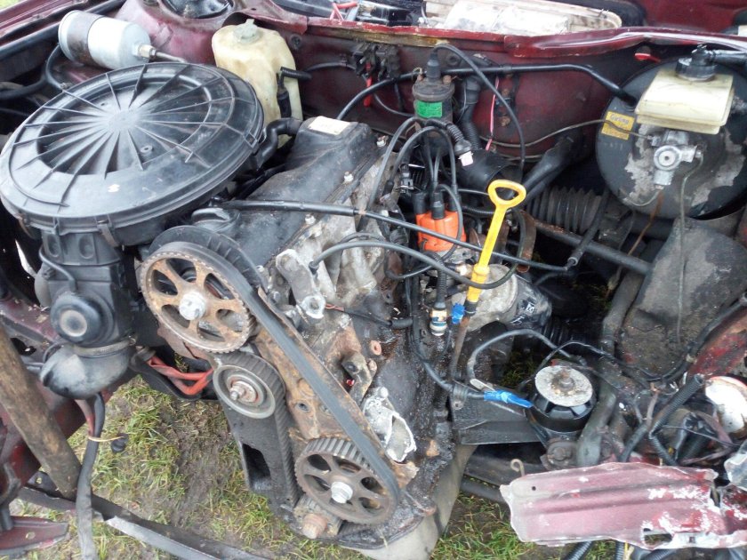 Мотор Ауди 100 1.8