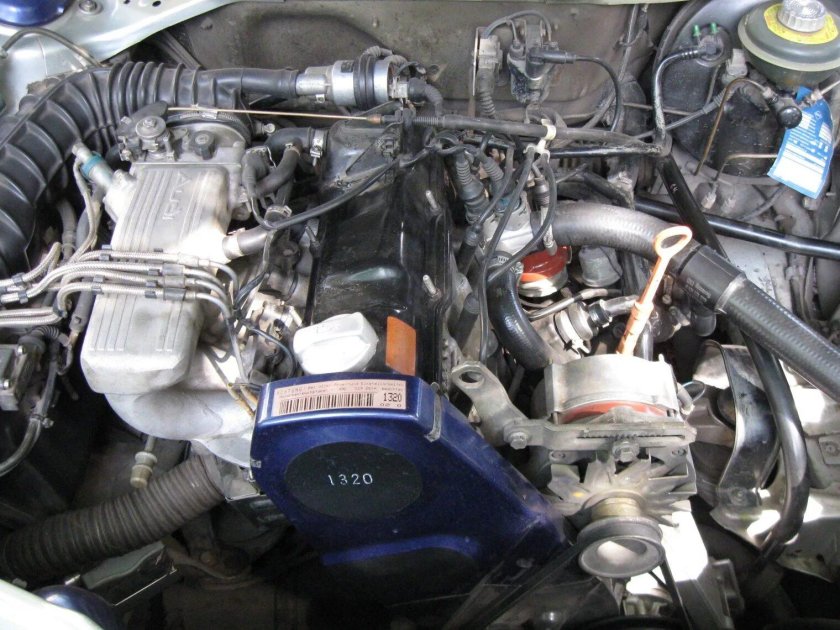 Мотор Ауди 100 2.0